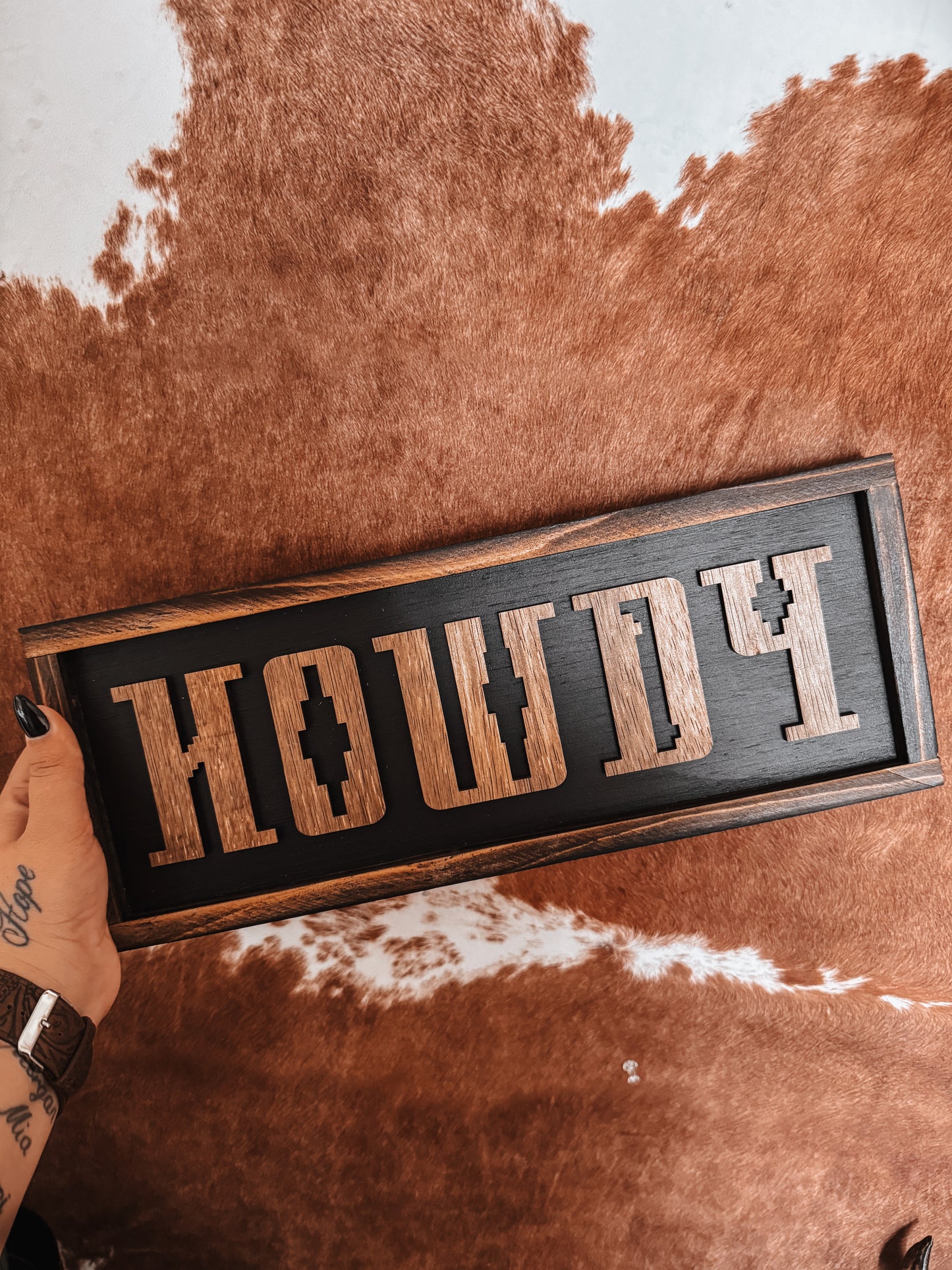 Howdy Hardwood Timber Sign - The Western Boho Co