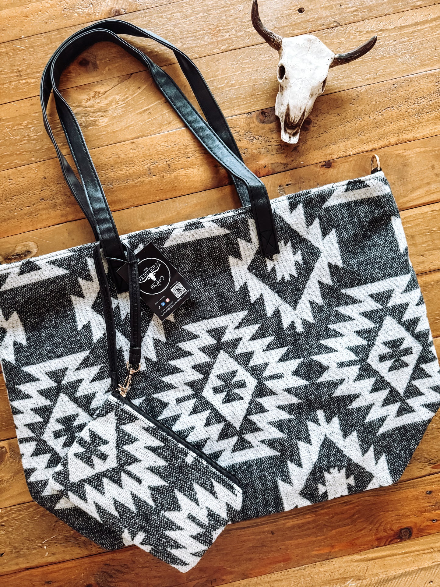 Aztec B+W Tote Bag W/Clutch - The Western Boho Co