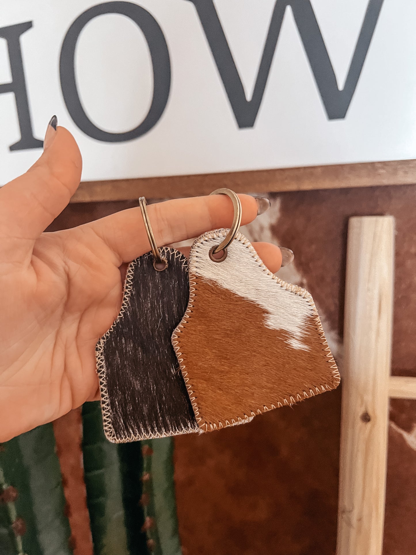 Cowhide Cattle Tag Keyring - The Western Boho Co