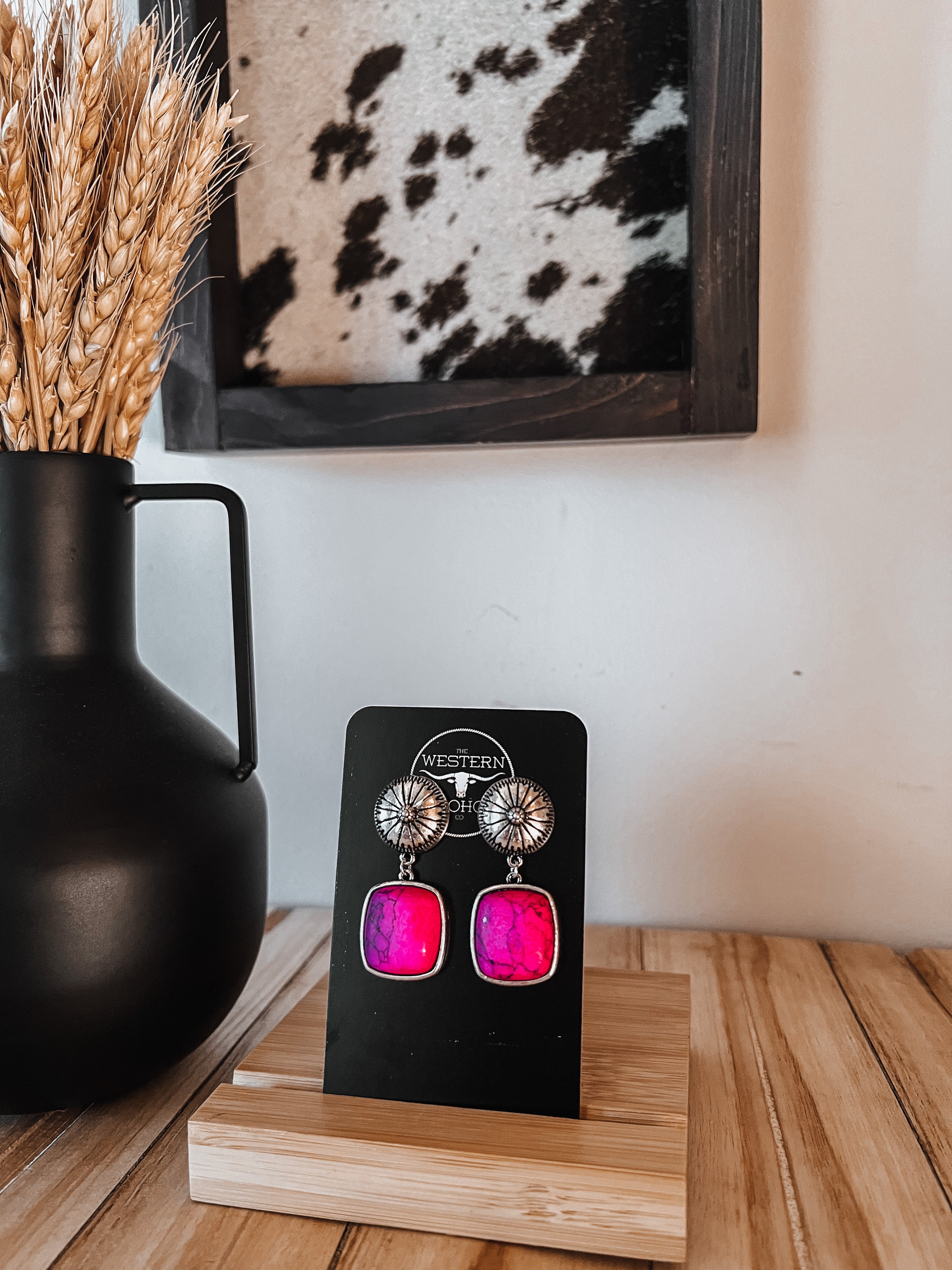 Hot pink online dangle earrings